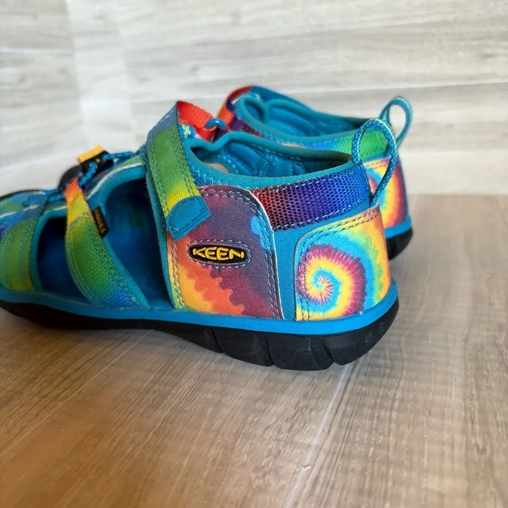 Keen Seacamp I| CNX Youth Sandals Sz 4 Vivid Blue Original Tie Dye Toggle EUC